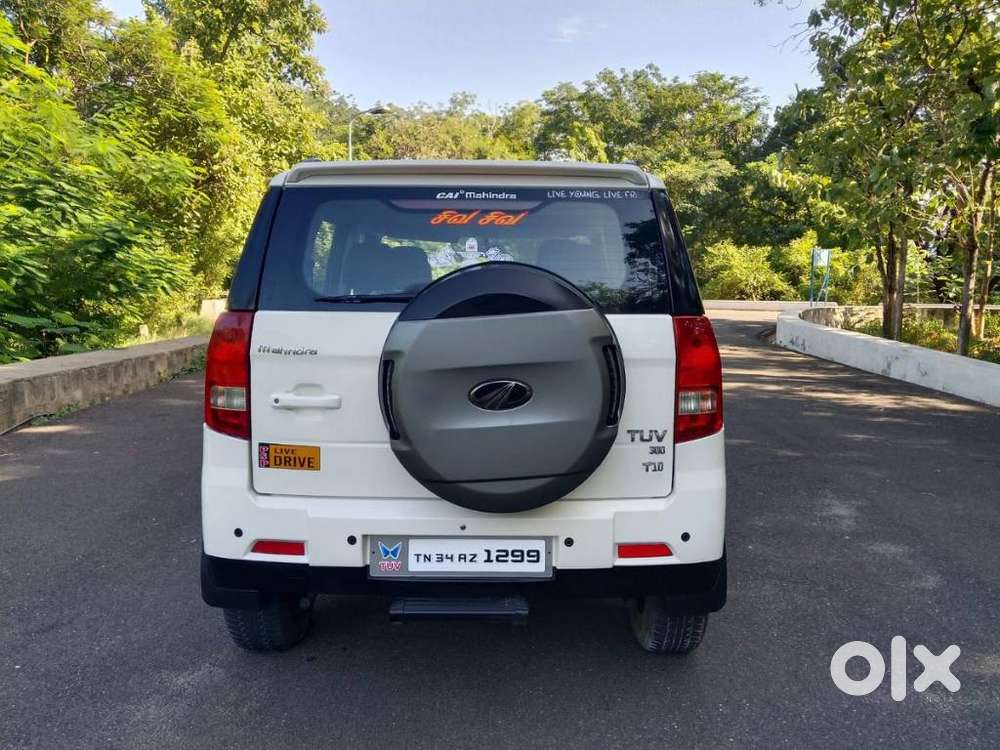Mahindra Tuv 300 T10, 2018, Diesel