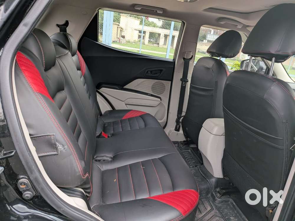 Mahindra Xuv300 W8 Option, 2023, Petrol