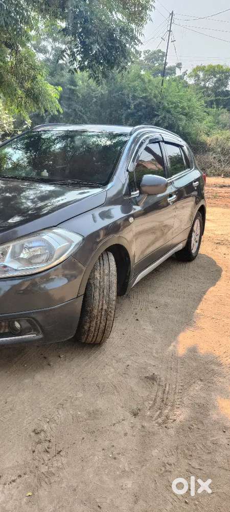 Maruti Suzuki S Cross 2016 Diesel Well Maintained