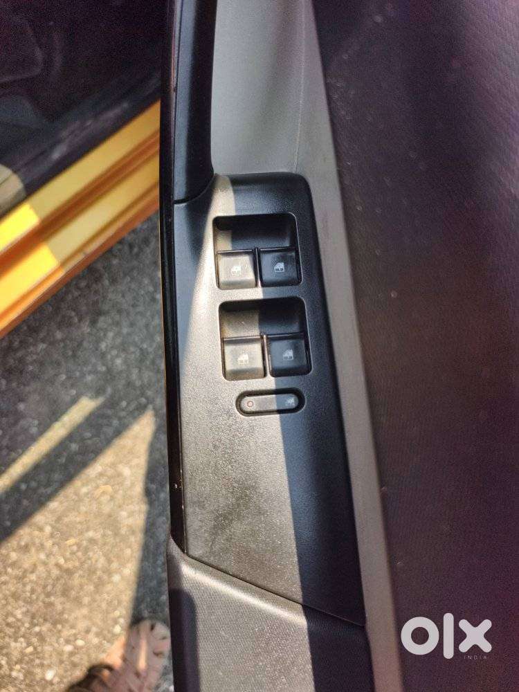 Tata Tiago 1.05 Revotorq Xt, 2017, Petrol