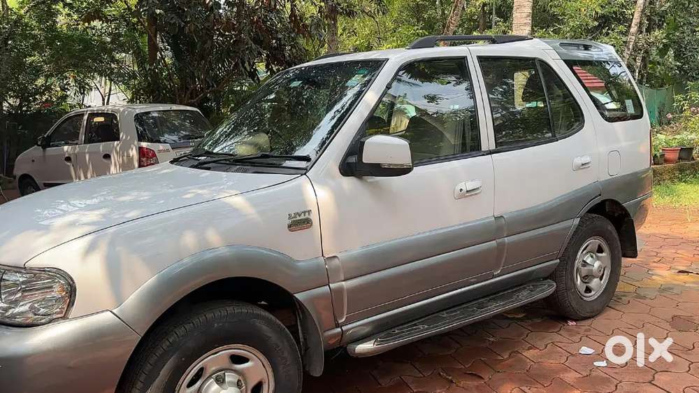 Tata Safari Dicor 2.2 Lx Bsiv