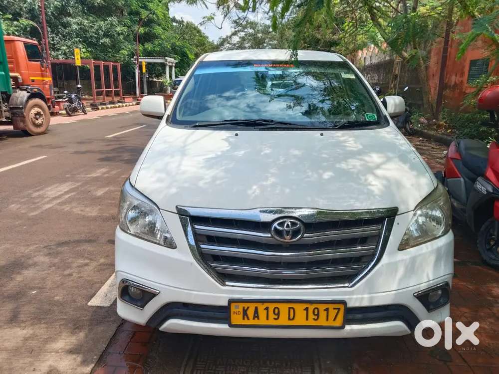 Toyota Innova 2011 Diesel 440000 Km Driven