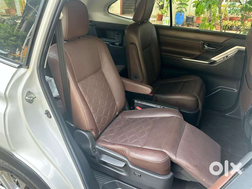 Toyota Innova Hycross 2.0 Zx Hybrid 7 Str, 2021, Petrol