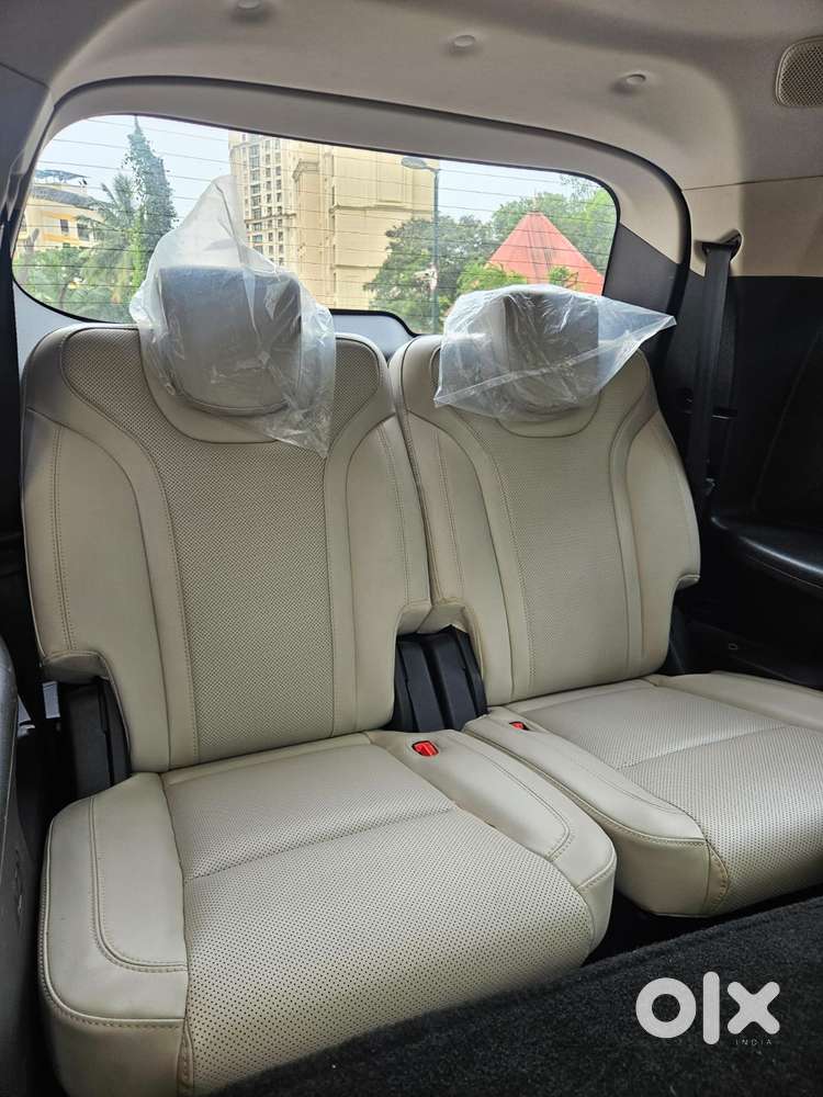 Mahindra Xuv700 2.2 Ax 7 Diesel At Luxury Pack Str, 2024, Diesel