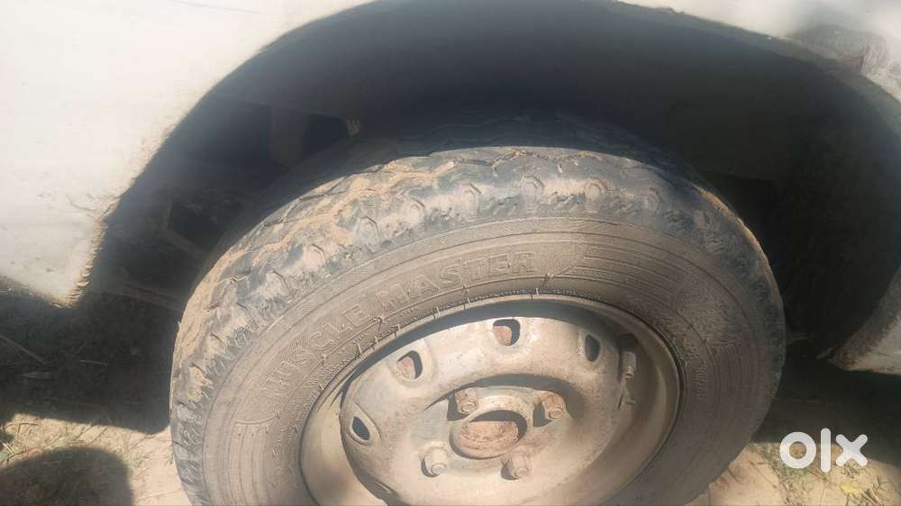 Maruti Suzuki Omni Car