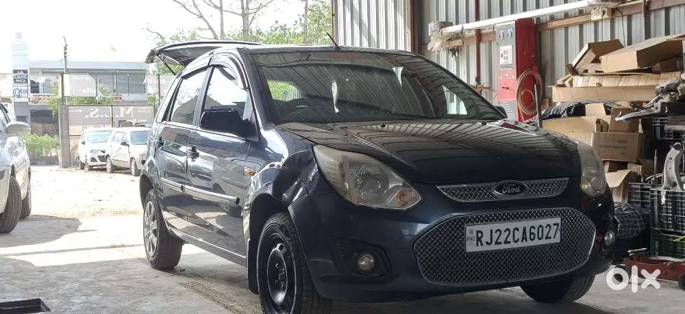 Ford Figo 2013 Diesel 158000 Km Driven