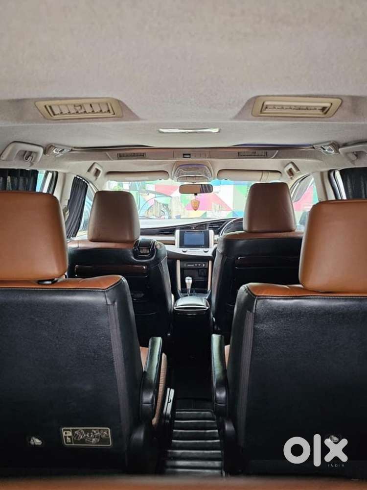 Toyota Innova Crysta Diesel 2016
