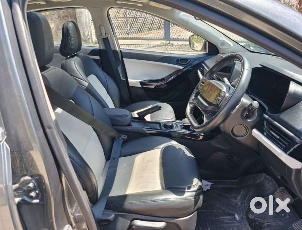 Tata Curvv Creative Plus S 1.2 Revotron Petrol 7dca, 2024, Petrol