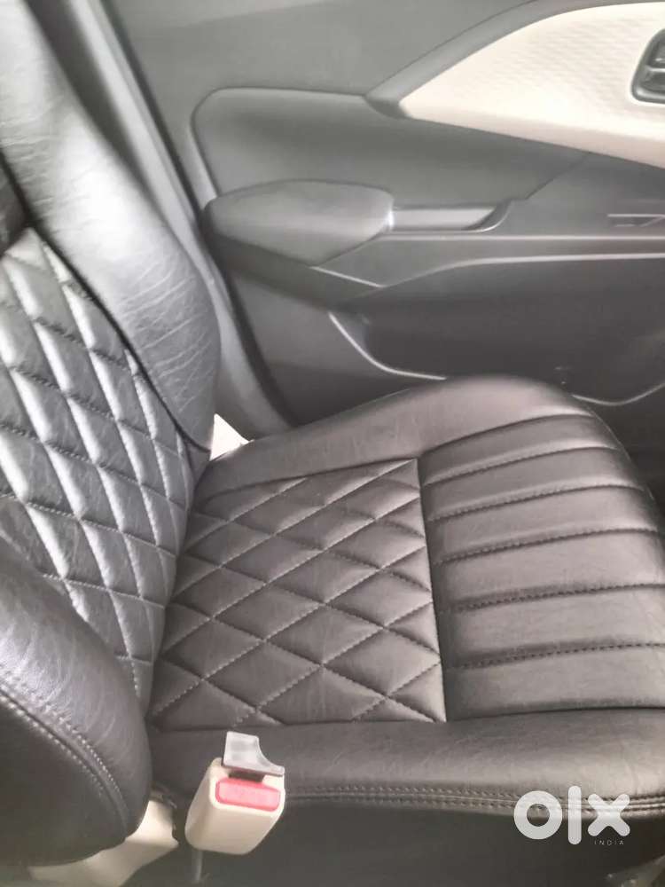 Maruti Dzire 1.2 Lxi 2025