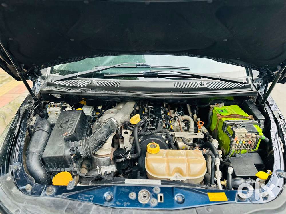 Tata Hexa 2.2 Xe 4x2 7 Str, 2018, Diesel
