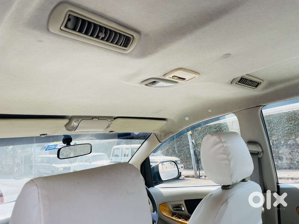 Toyota Innova 2.5 G (diesel) 8 Seater, 2011, Diesel