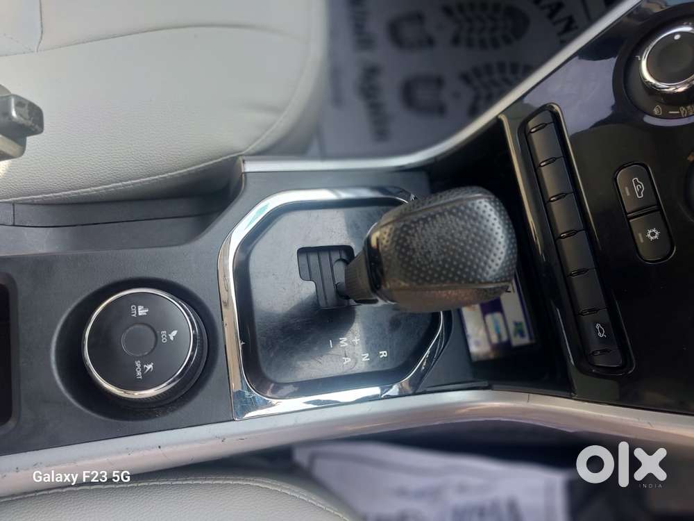 Tata Nexon 1.2 Revotron Xza Plus Luxs Red Dark Edition Amt, 2021, Pe..