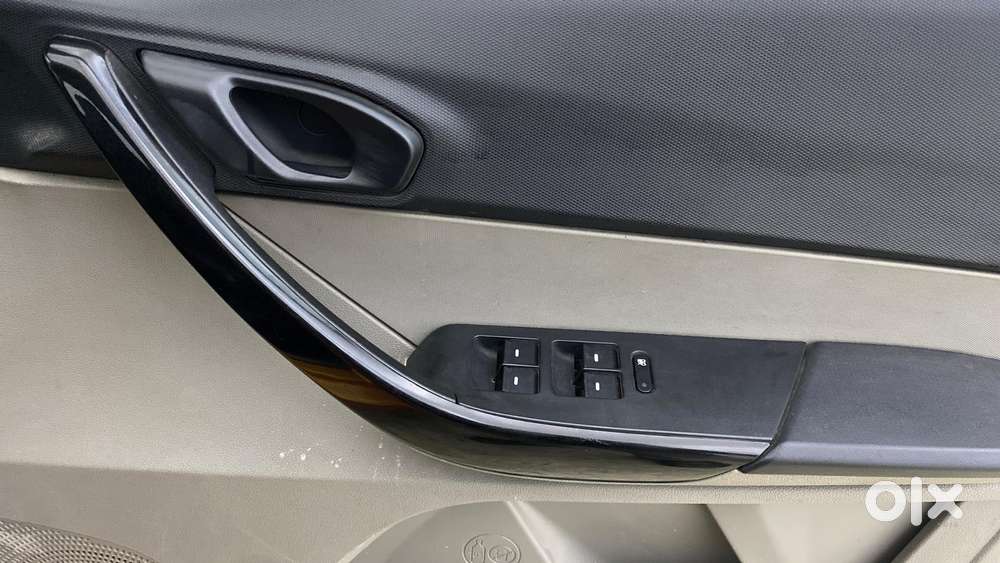 Tata Tiago 1.05 Revotorq Xt, 2018, Petrol