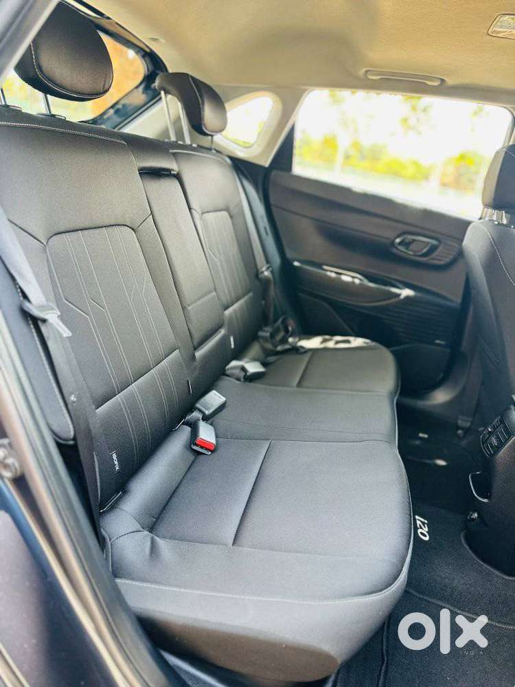 Hyundai New I20 1.2 Asta (o) Ivt, 2022, Petrol