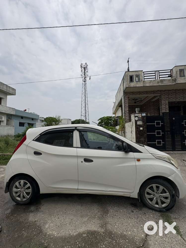 Hyundai Eon 0.8 Magna 2012 Petrol