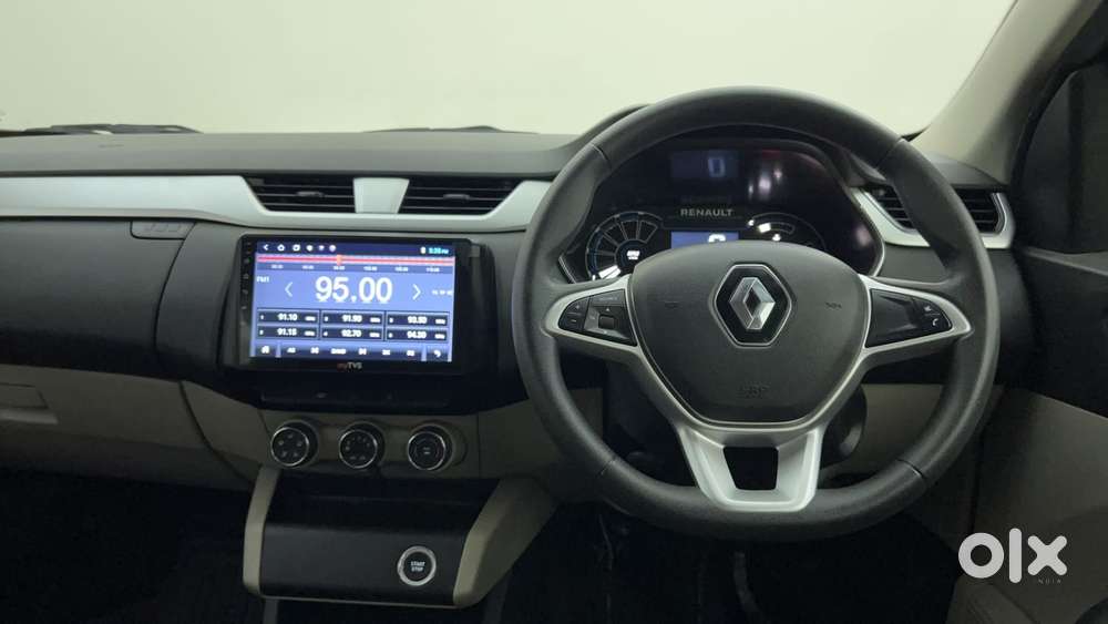 Renault Triber Rxz, 2022, Petrol