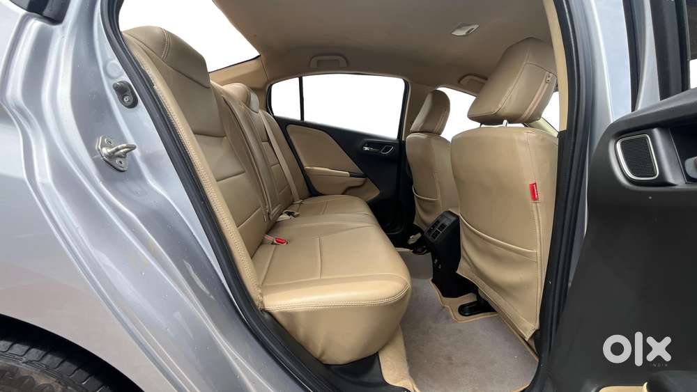 Honda City 1.5 V 5th Gen I-vtec Mt, 2022, Petrol