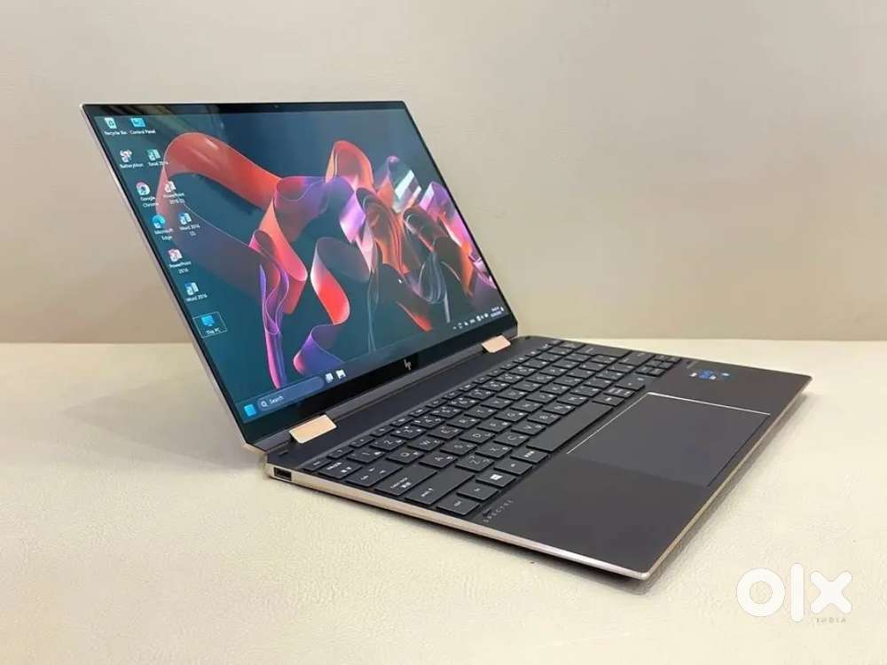 Dell and hp laptop