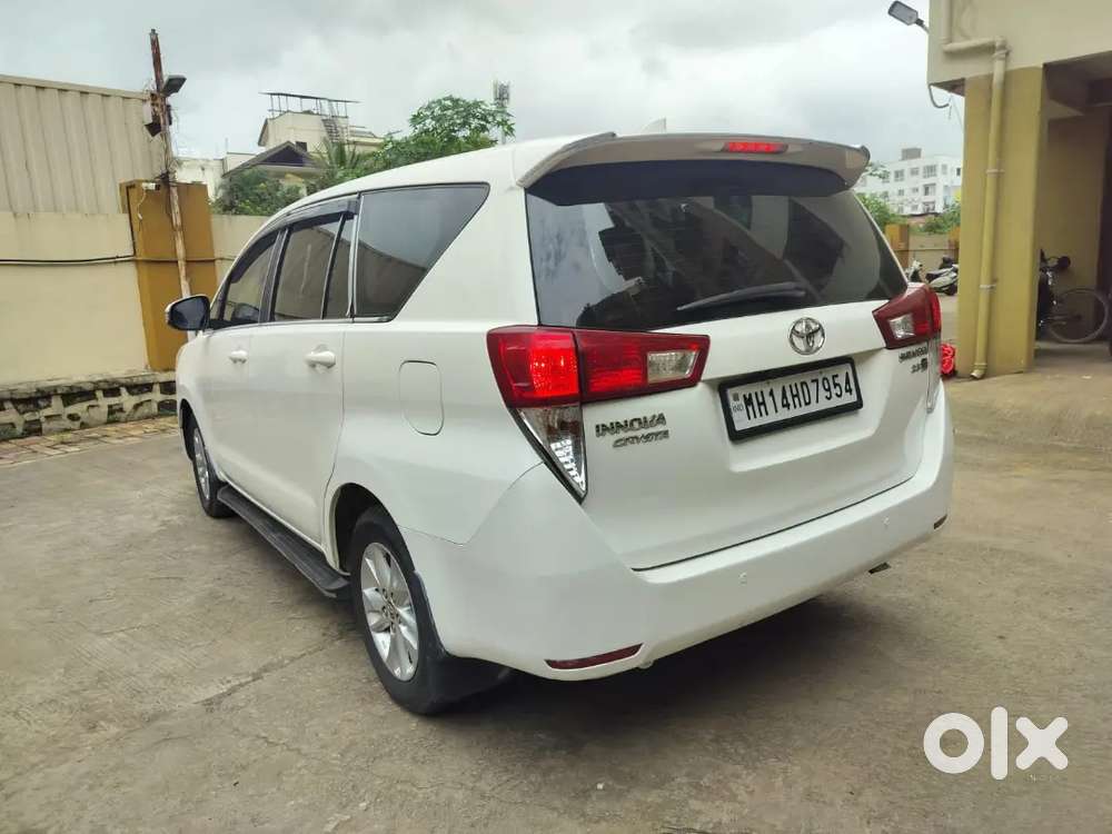 Toyota Innova Crysta 2019