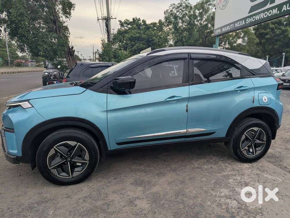 Tata Nexon Creative Plus S 1.2 Revotron Petrol 6 Mt Dt, 2023, Petrol