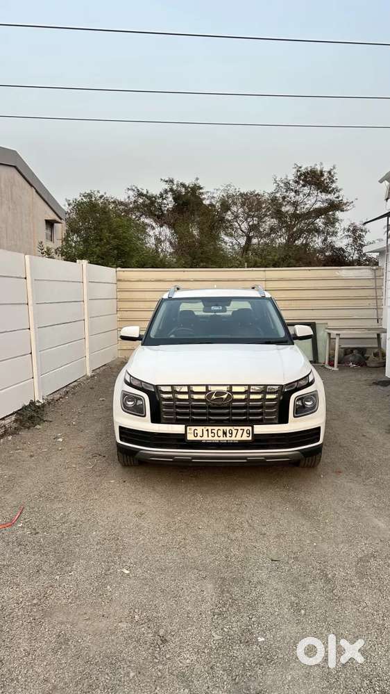 Hyundai Venue 1.2 S (o), 2023, Petrol