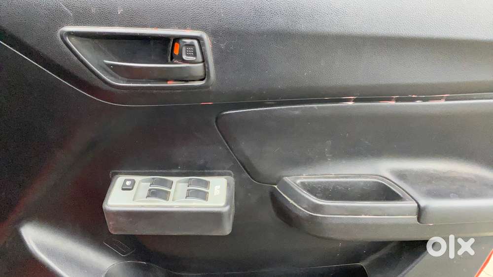 Maruti Suzuki Swift Lxi 2018, 2019, Petrol