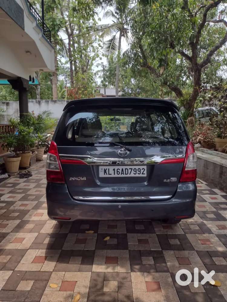 Toyota Innova 2.5 Gx Diesel Manual 2015 | 7 Seater