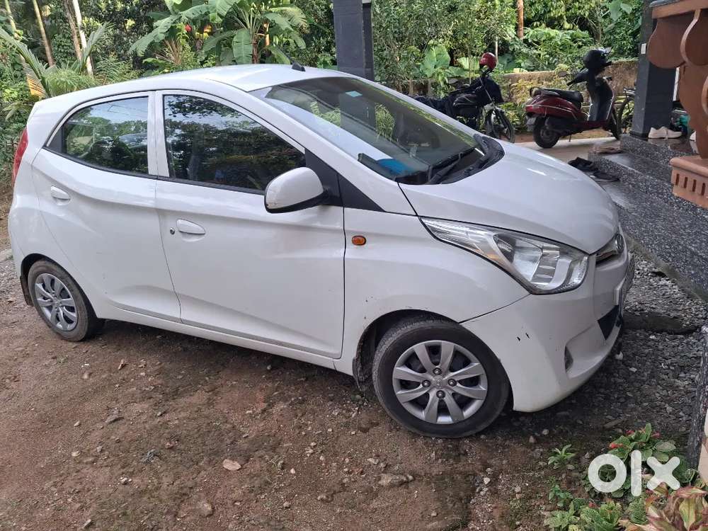Hyundai Eon Magna 2013