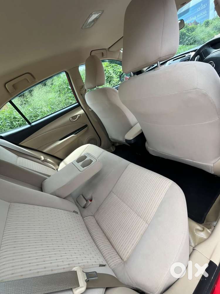 Toyota Yaris J Cvt, 2019, Petrol