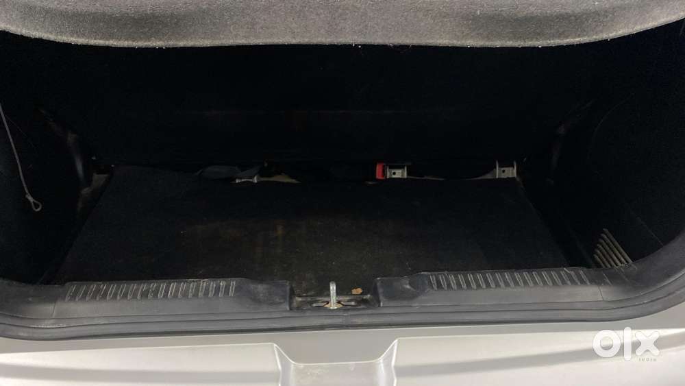 Maruti Suzuki Swift Vvt Vxi, 2022, Petrol