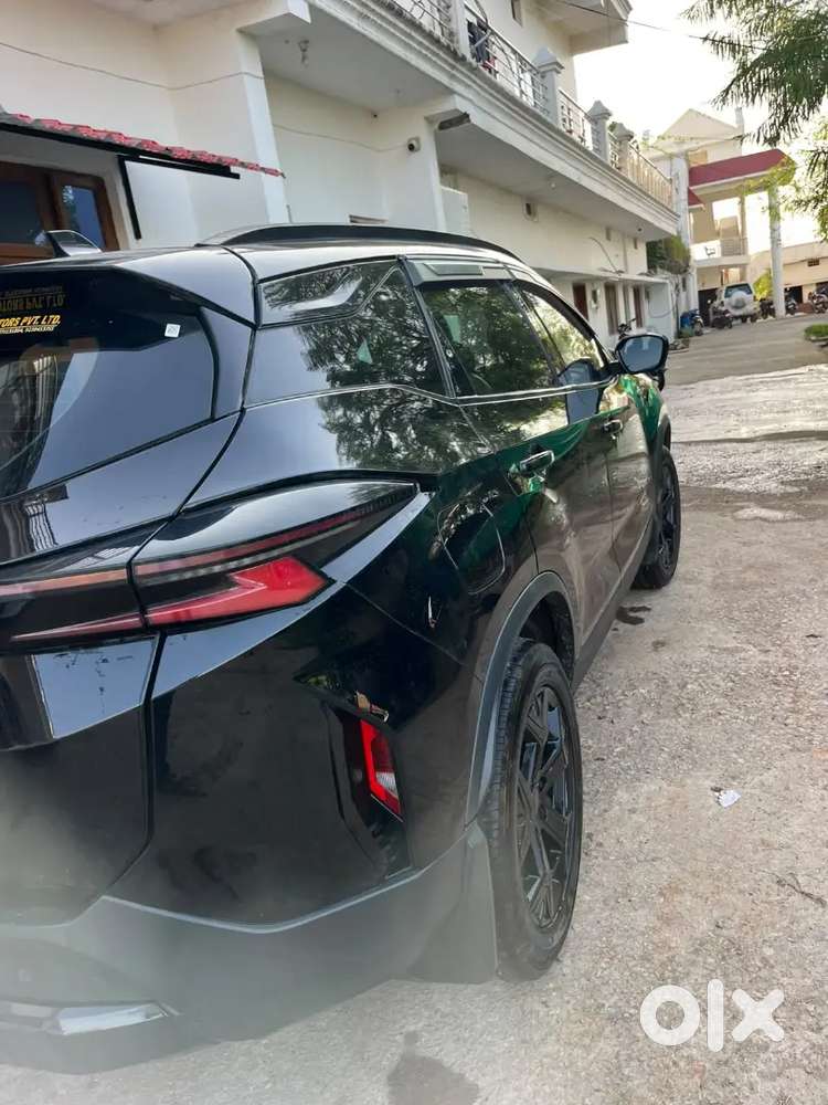 Tata Harrier Dark 2024 Edition