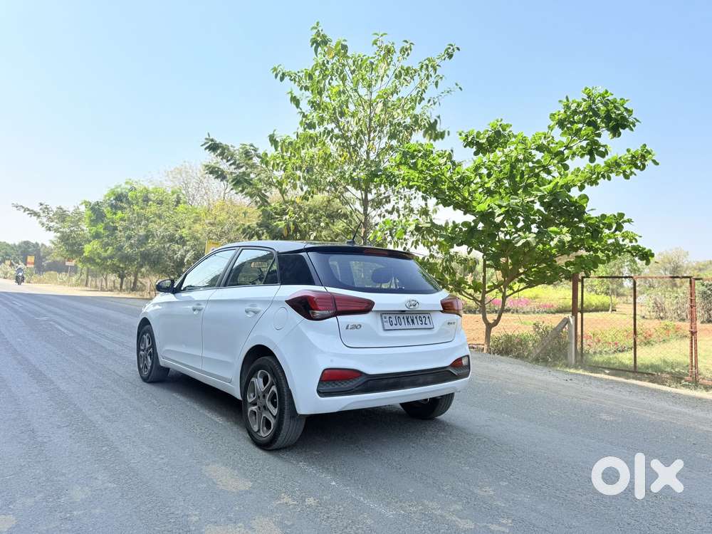 Hyundai I20 Sportz Plus Dual Tone, 2019, Cng & Hybrids