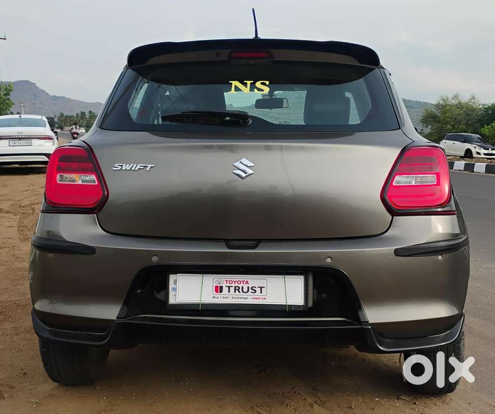 Maruti Suzuki Swift Zxi Plus, 2022, Petrol