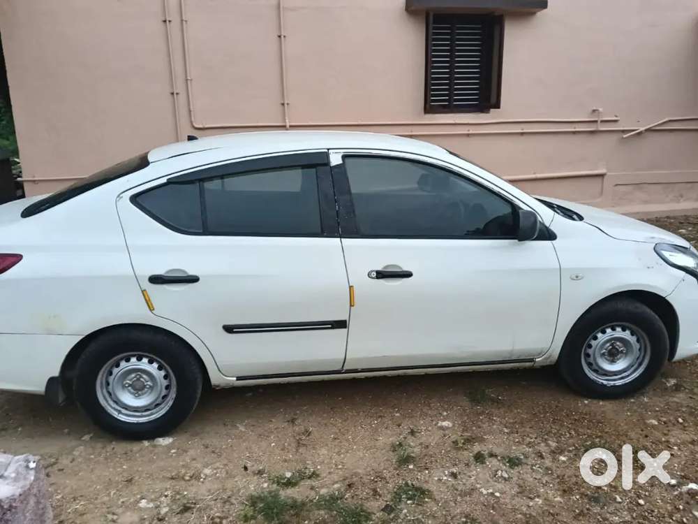 Nissan Sunny 2016 Diesel Well Maintained