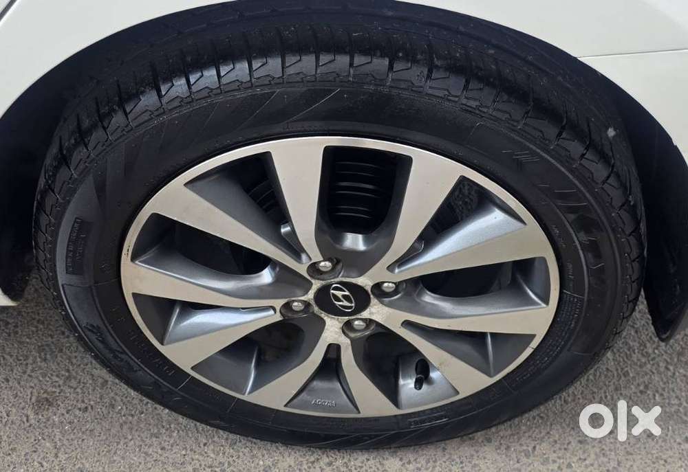Hyundai Verna 1.6 Vtvt Sx, 2016, Petrol