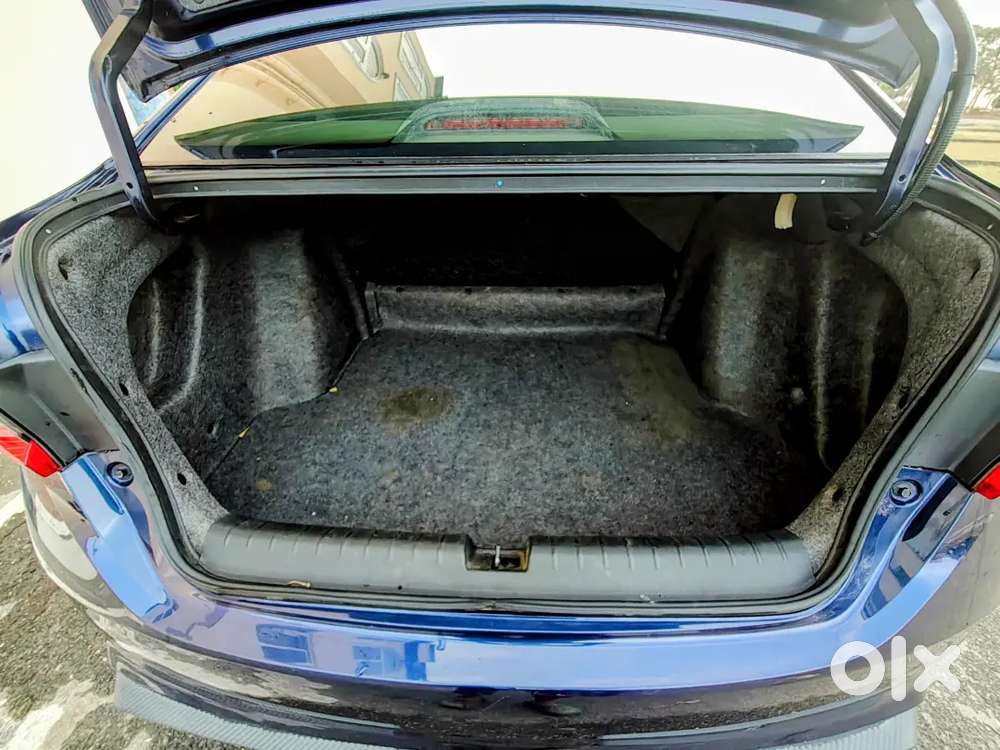 Honda City Zx 2023 Petrol Well Maintained