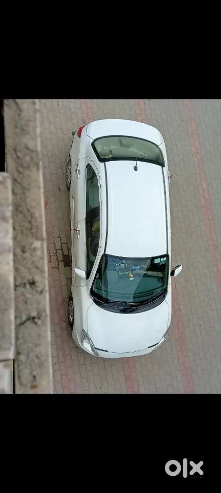 Maruti Suzuki Dzire 2017 Diesel 83000 Km Driven