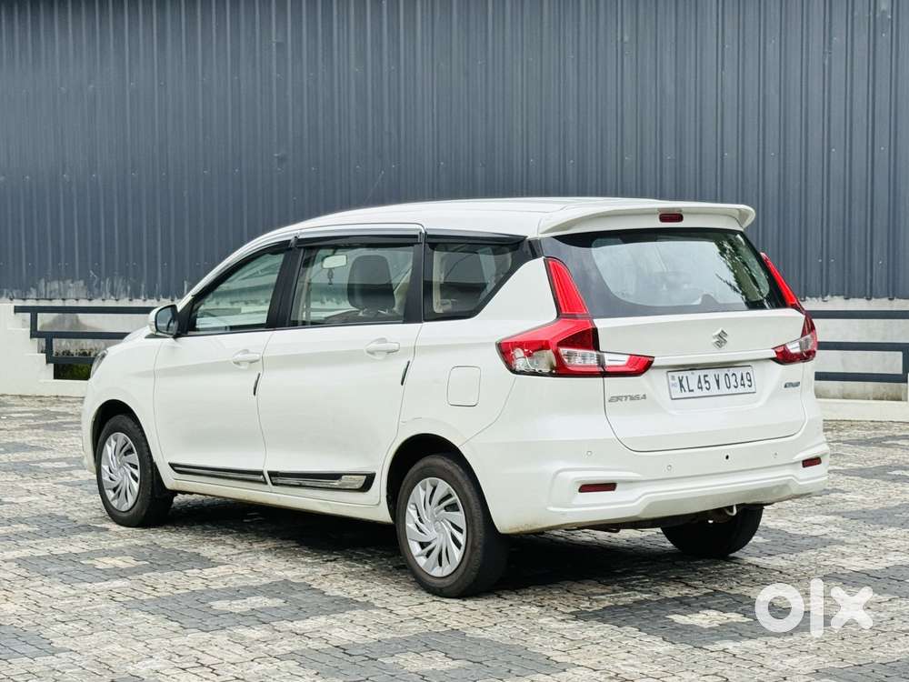Maruti Suzuki Ertiga Vxi At Petrol, 2021, Petrol