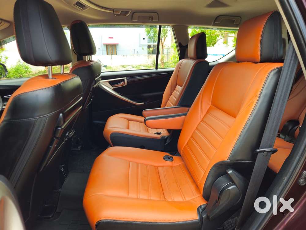 Toyota Innova Crysta 2.4 V 8 Str, 2016, Diesel
