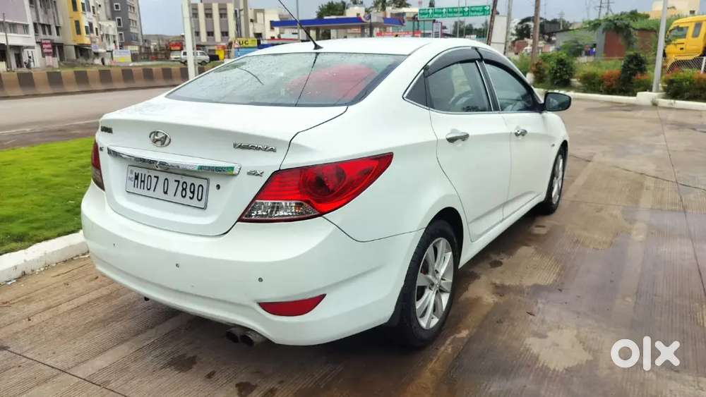 Hyundai Verna 2012 Diesel 130000 Km Driven