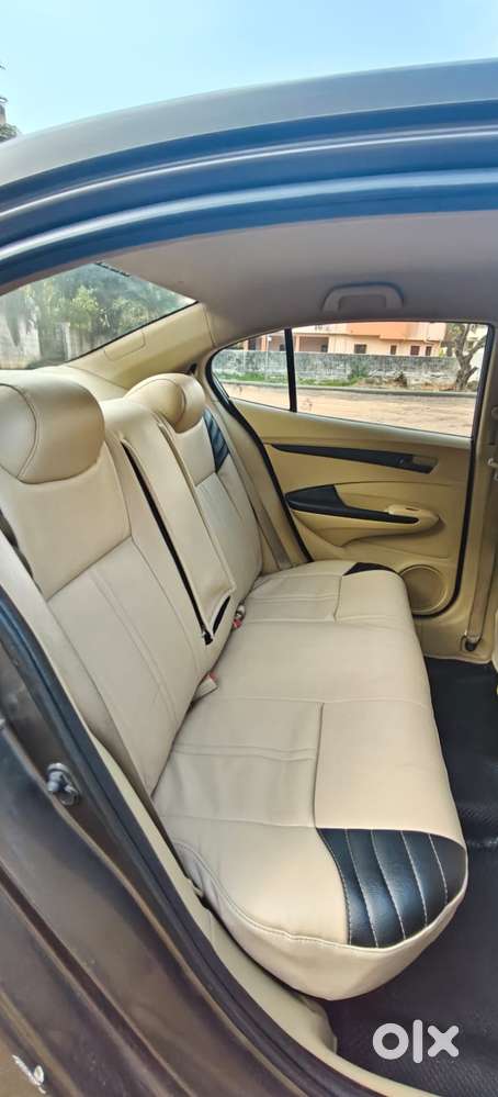 Honda City 1.5 E Mt, 2011, Petrol