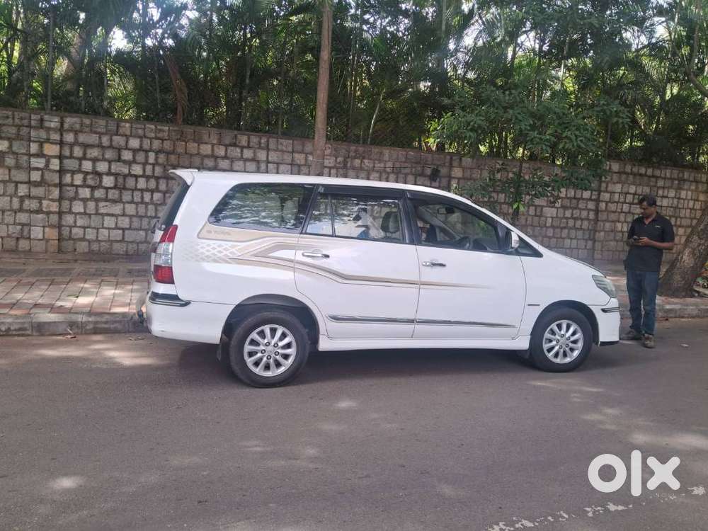 Innova 2.5 Zxi Model Top End