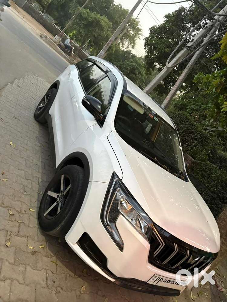Mahindra Xuv700 2022 Petrol 65000 Km Driven