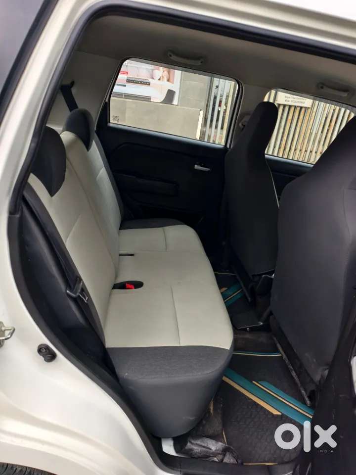 Maruti Suzuki Wagon R Vxi 1.0, 2023, Petrol
