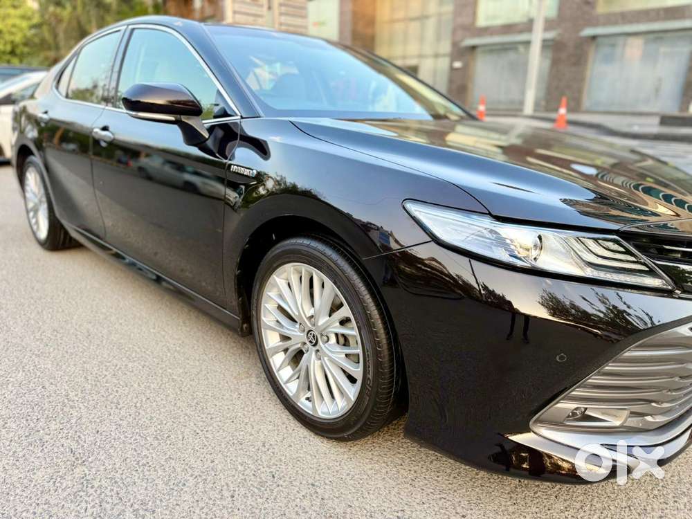Toyota Camry Hybrid, 2020, Petrol