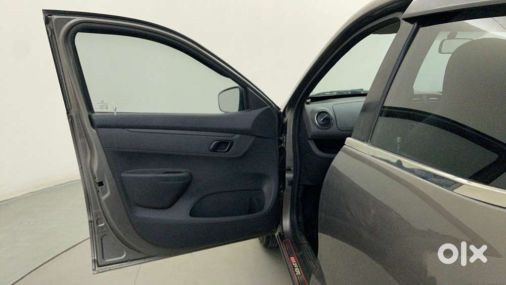 Renault Kwid 1.0 Rxt, 2016, Petrol