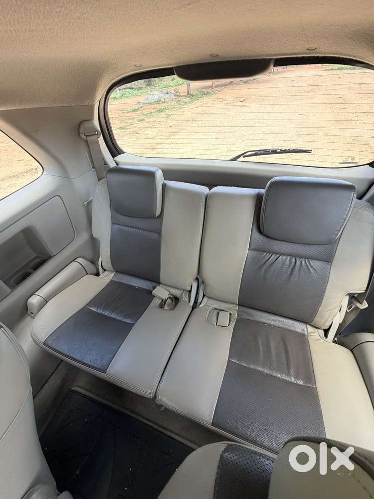 Toyota Innova 2.5 Zx 7 Str Bs-iv, 2014, Diesel