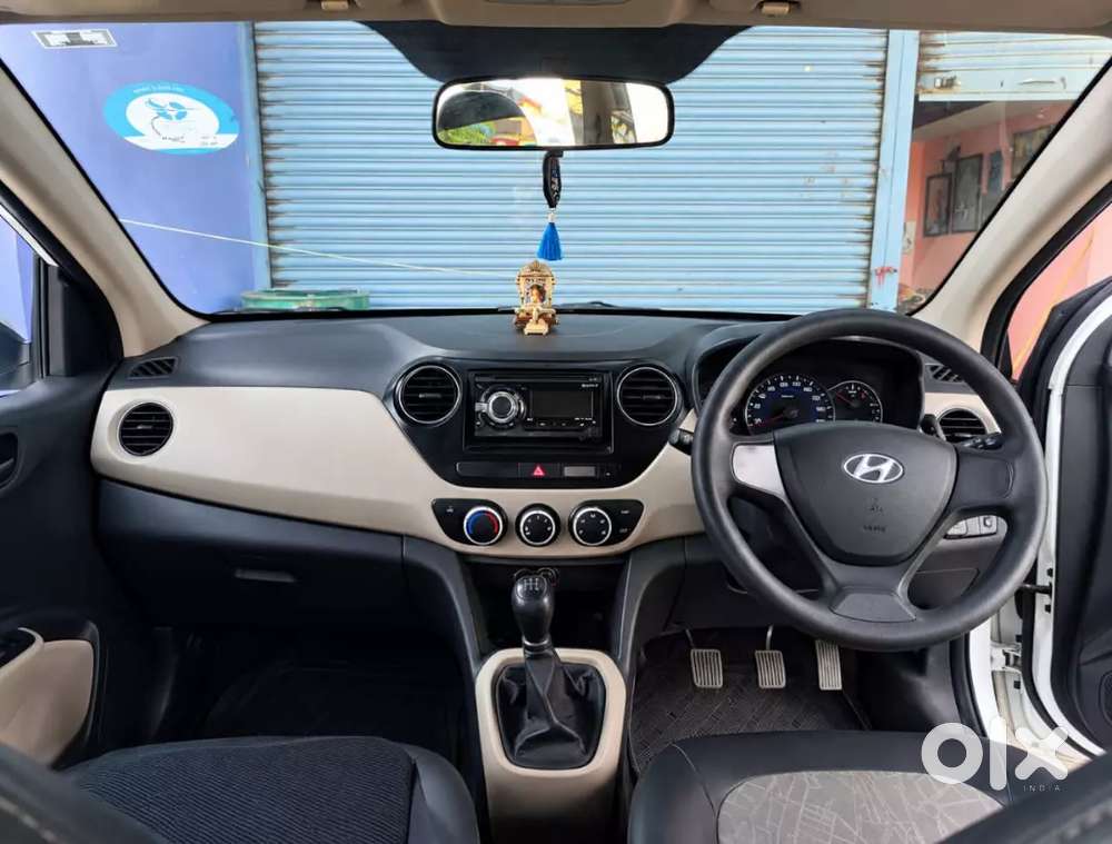 Hyundai Grand I10 Cng + Petrol 2014
