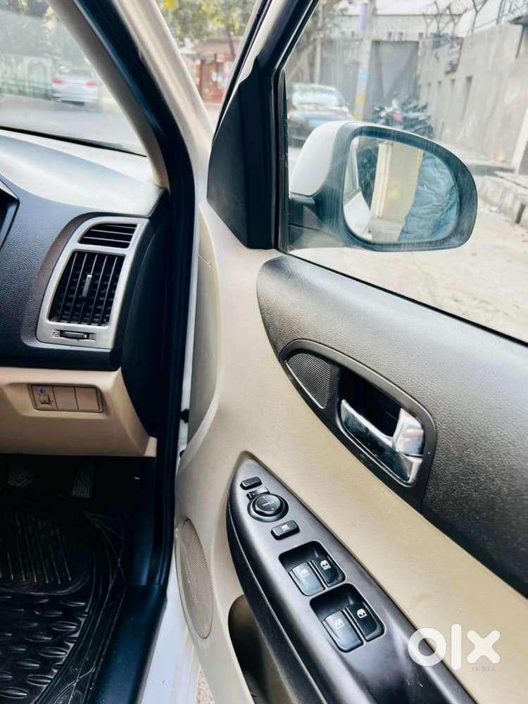 Hyundai I20 Top Model Sportz Well Maintained