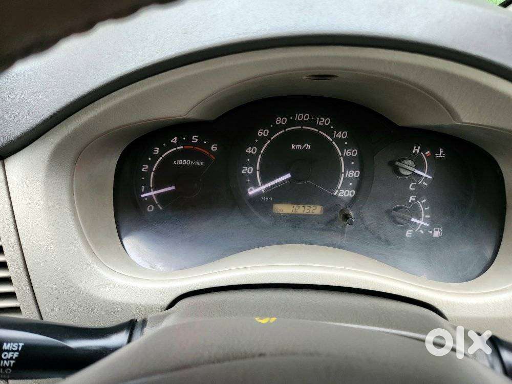 Toyota Innova 2009-2011 2.0 Gx 8 Str, 2011, Diesel